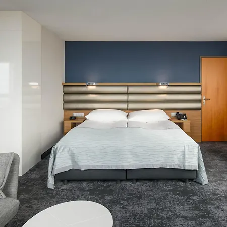 Moevenpick Hotel Lausana Exterior foto
