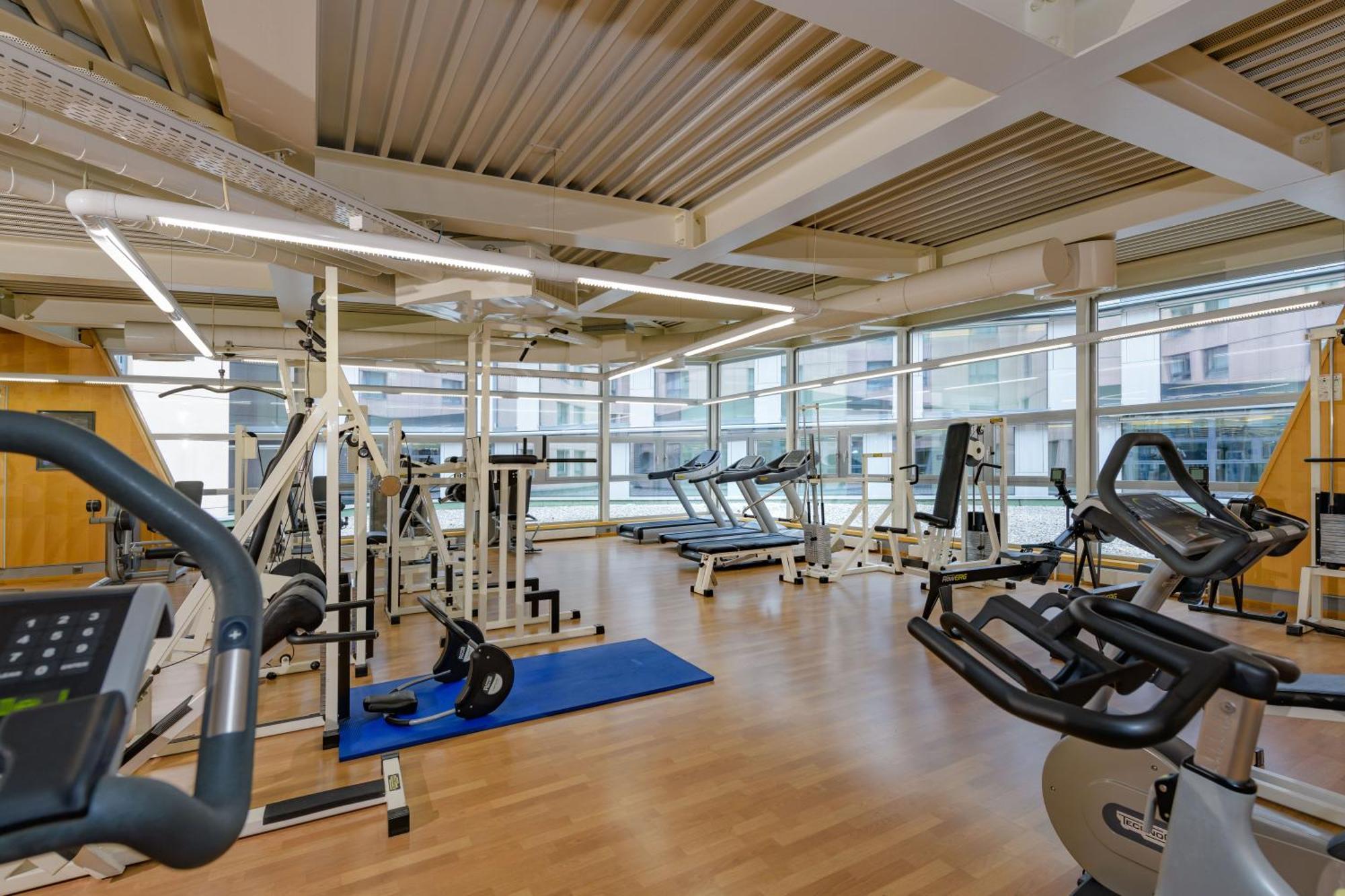 Hotel Moevenpick 4*