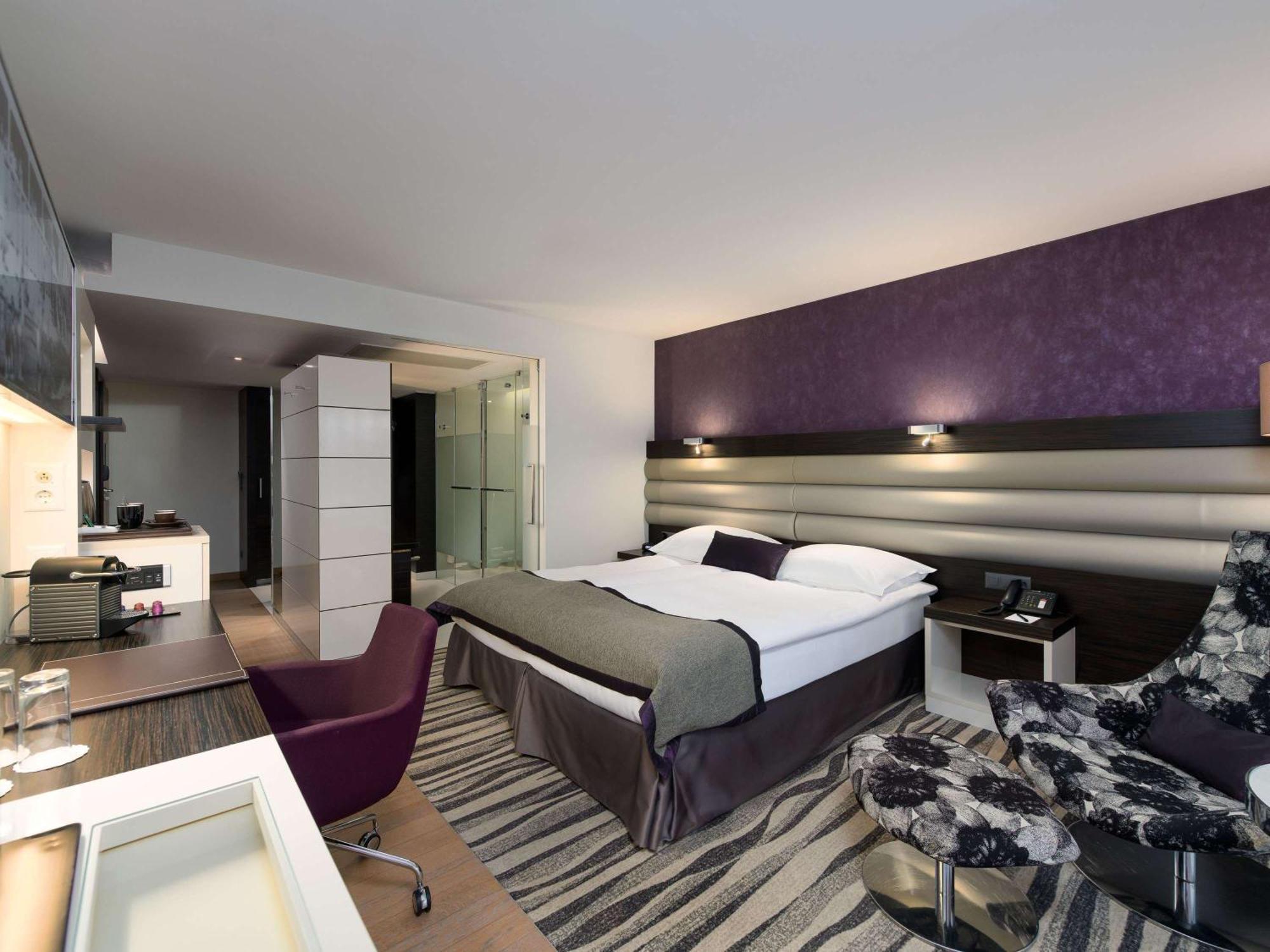 Moevenpick Hotel 4*